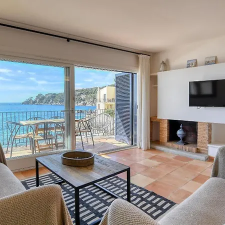 Exclusive Position Front Line Calau Apartament