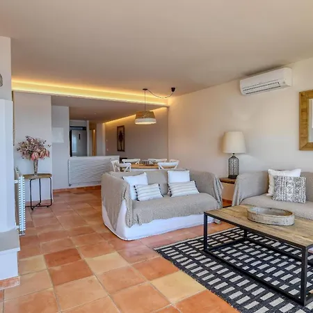 Exclusive Position Front Line Calau Apartamento Calella De Palafrugell